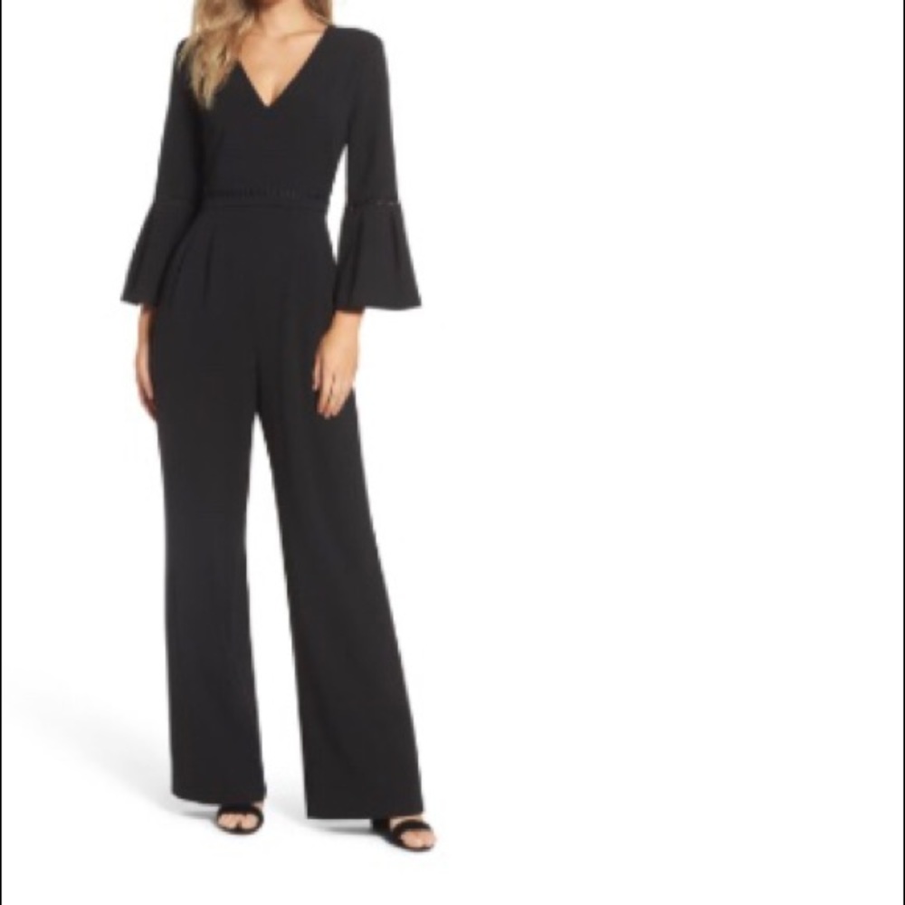 NWT!! Elegant jumpsuit w/ wide bell sleeves